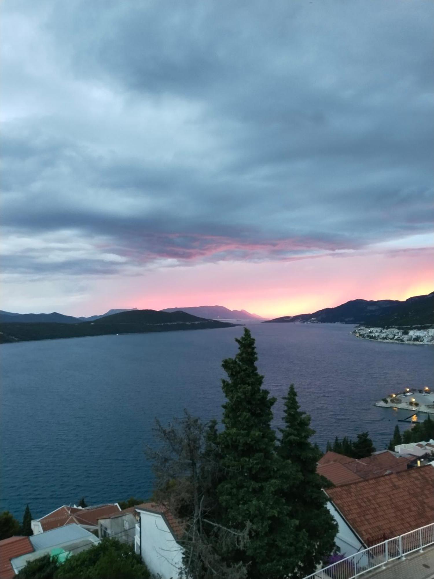 Apartment And Rooms Barbaric Neum Bagian luar foto