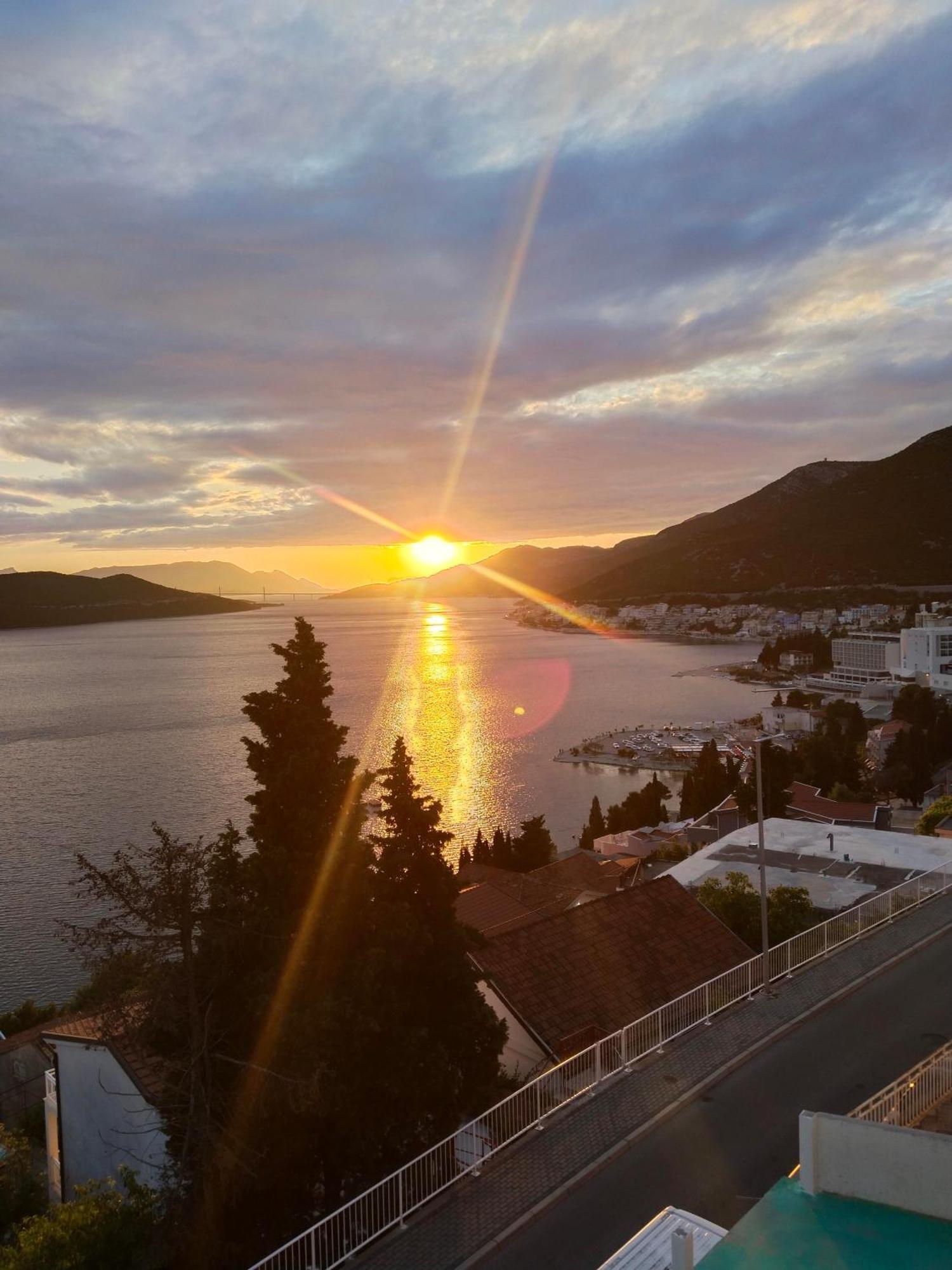Apartment And Rooms Barbaric Neum Bagian luar foto