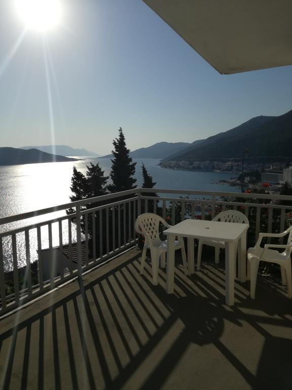 Apartment And Rooms Barbaric Neum Bagian luar foto