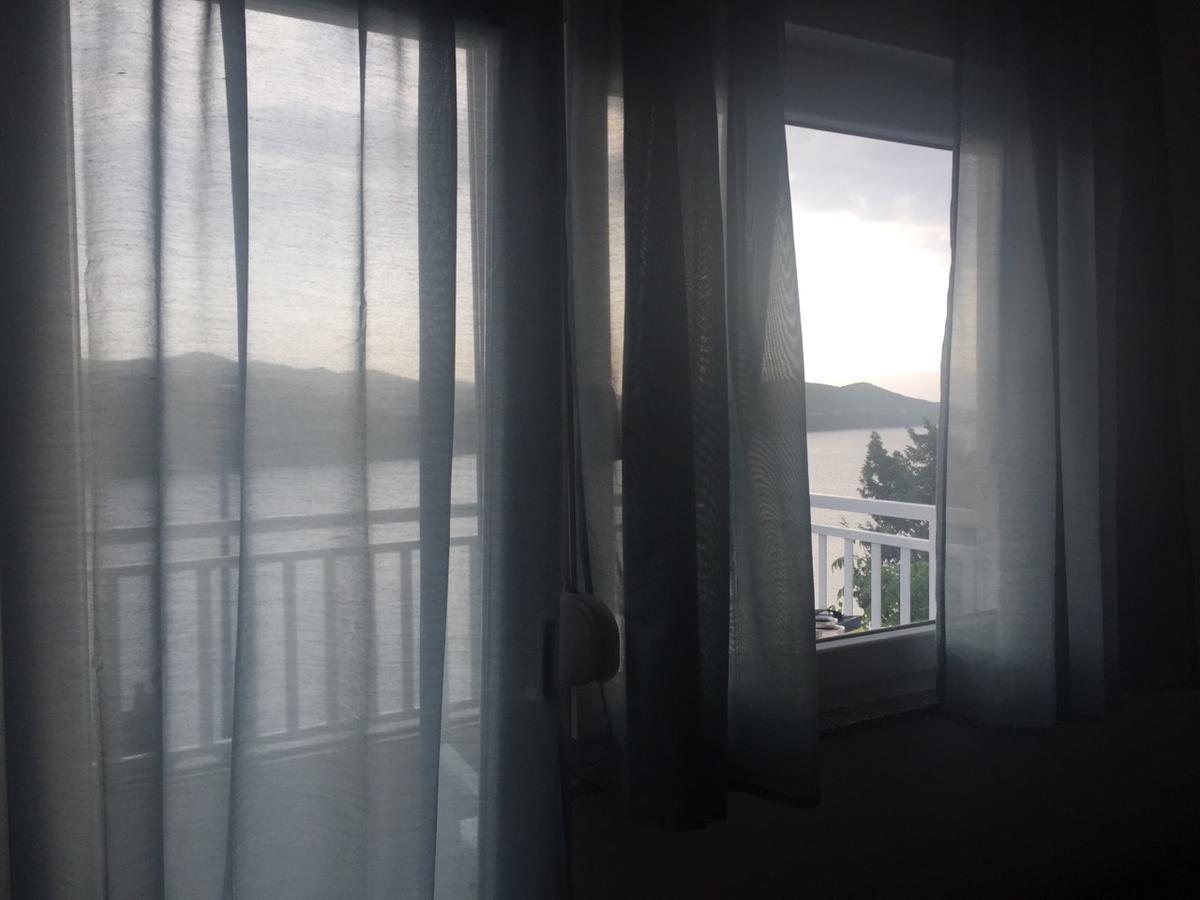 Apartment And Rooms Barbaric Neum Bagian luar foto
