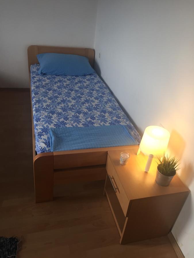 Apartment And Rooms Barbaric Neum Bagian luar foto