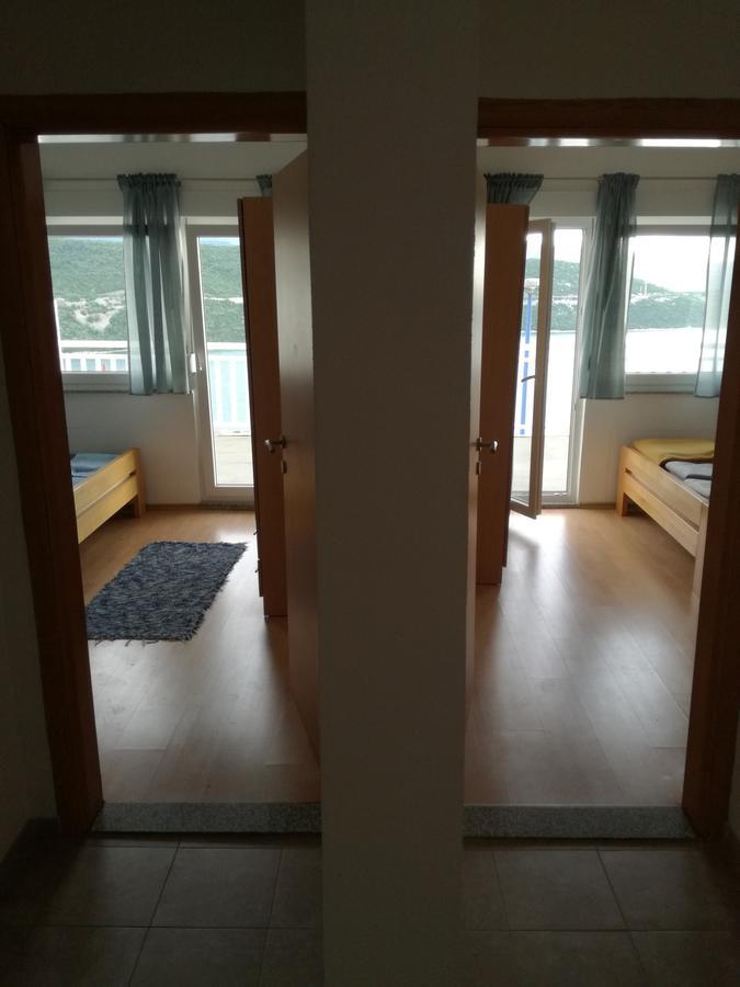Apartment And Rooms Barbaric Neum Bagian luar foto